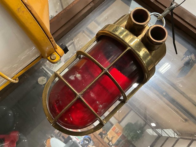 Vintage marine lamp - afbeelding 1 van  3