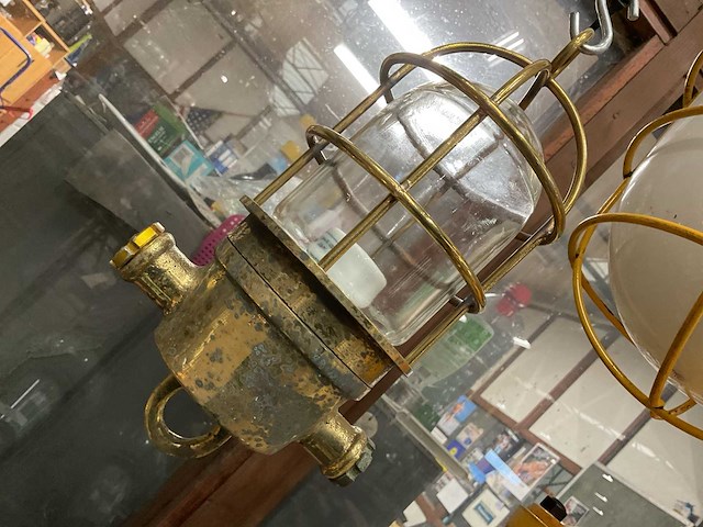Vintage marine lamp - afbeelding 1 van  3