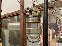 Vintage marine lamp - afbeelding 1 van  3