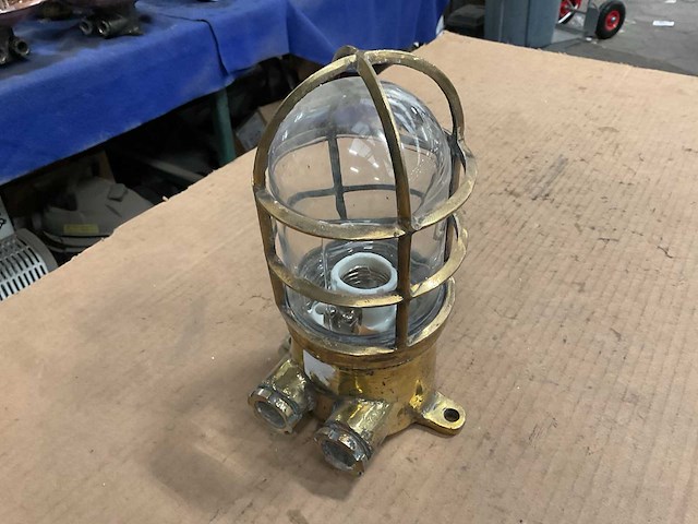 Vintage marine lamp - afbeelding 3 van  4