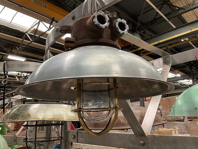 Vintage marine lamp - afbeelding 1 van  3