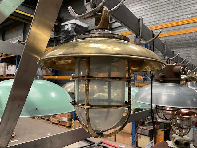 Vintage marine lamp - afbeelding 1 van  3