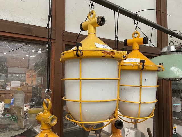 Vintage marine lamp - afbeelding 1 van  2