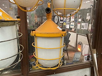 Vintage marine lamp - afbeelding 1 van  3