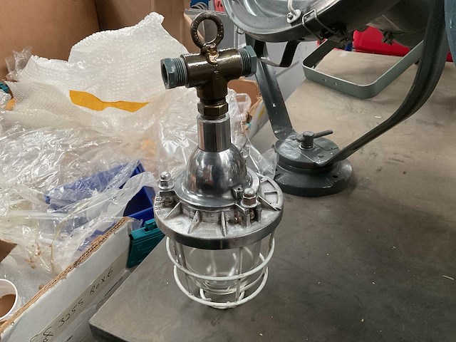 Vintage marine lamp - afbeelding 1 van  3