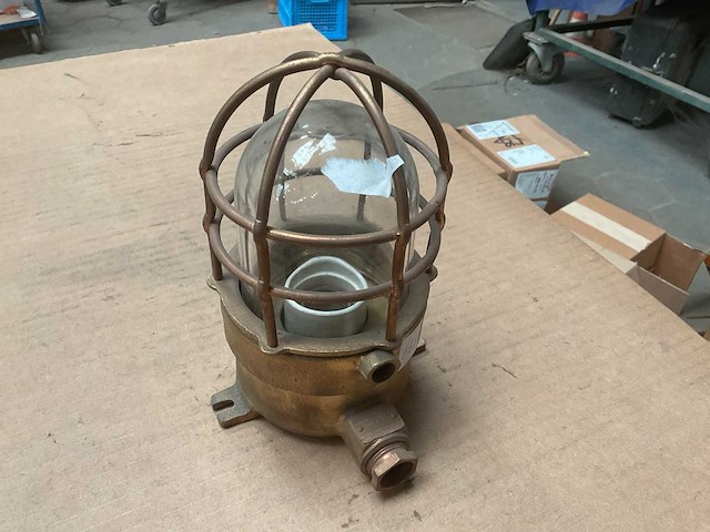 Vintage marine lamp - afbeelding 4 van  4