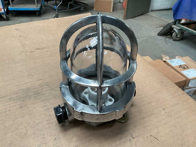 Vintage marine lamp - afbeelding 2 van  2