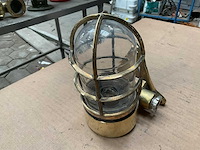Vintage marine lamp - afbeelding 2 van  3