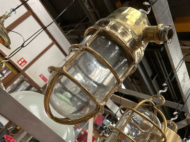 Vintage marine lamp - afbeelding 3 van  3