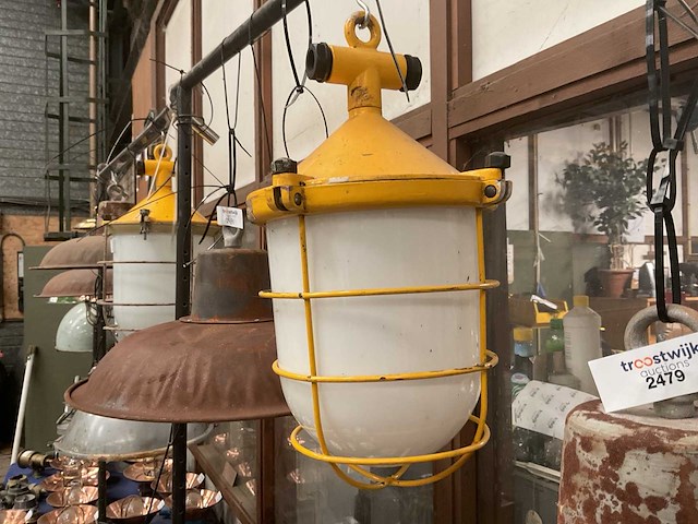 Vintage marine lamp - afbeelding 2 van  2