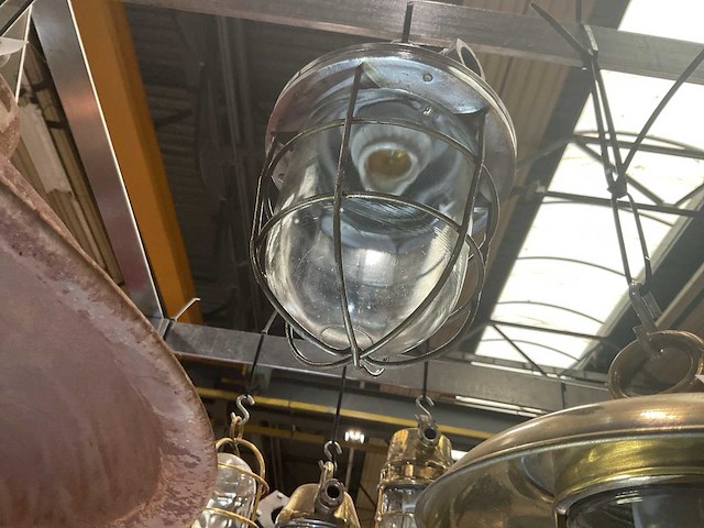 Vintage marine lamp - afbeelding 2 van  2
