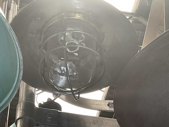 Vintage marine lamp - afbeelding 3 van  3