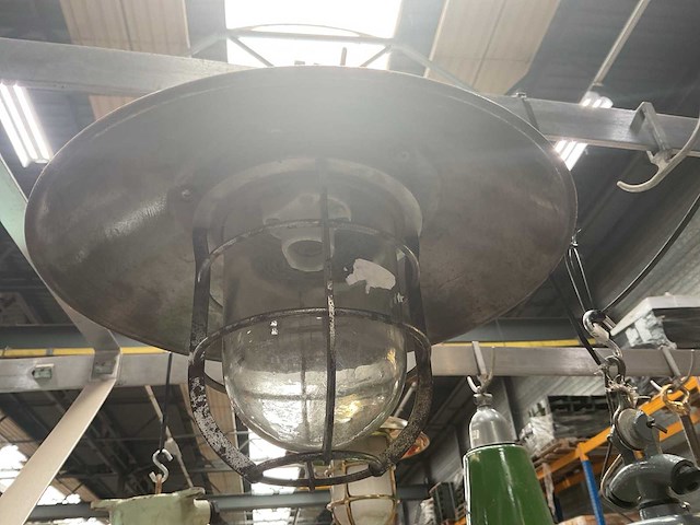 Vintage marine lamp - afbeelding 3 van  3