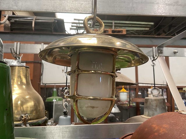 Vintage marine lamp - afbeelding 1 van  2