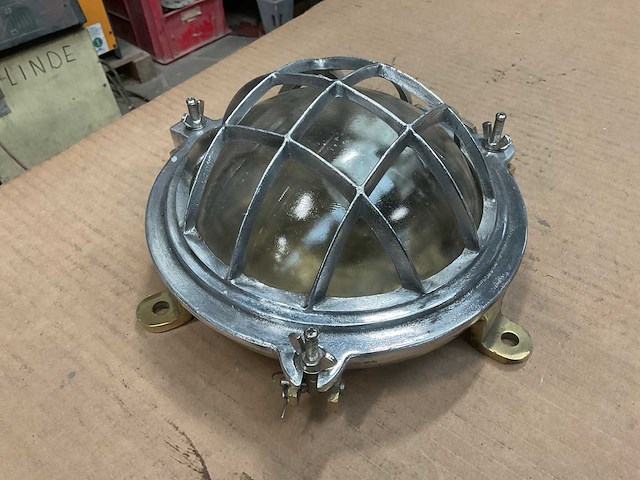 Vintage marine lamp - afbeelding 2 van  3