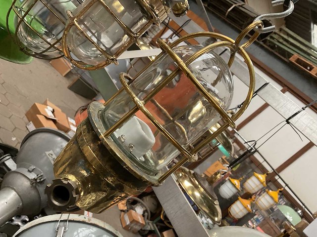 Vintage marine lamp - afbeelding 3 van  3