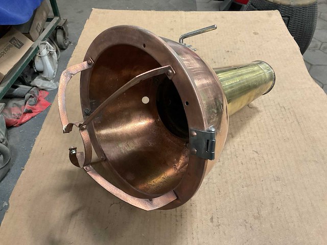 Vintage marine spot light - afbeelding 1 van  4