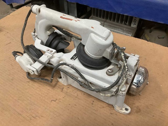 Vintage marine telephone - afbeelding 4 van  4