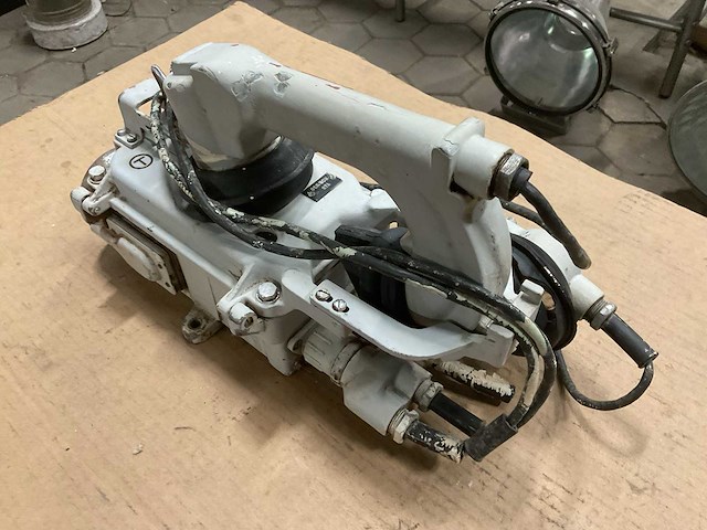 Vintage marine telephone - afbeelding 3 van  4