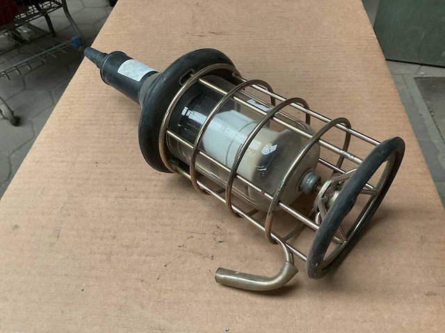 Vintage marine worklamp - afbeelding 1 van  4
