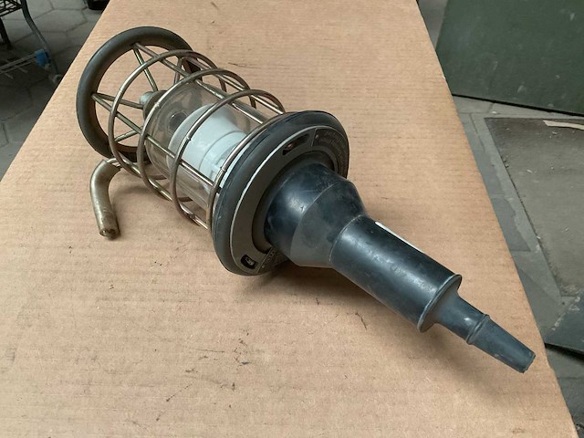 Vintage marine worklamp - afbeelding 3 van  4