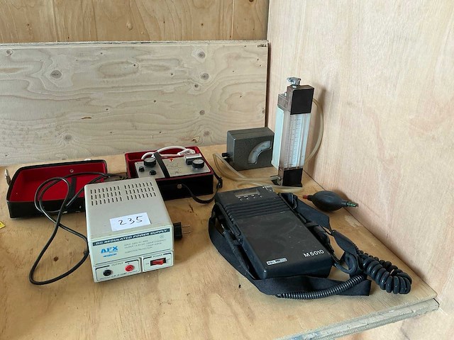 Vintage meet/testapparatuur (5x) - afbeelding 1 van  6
