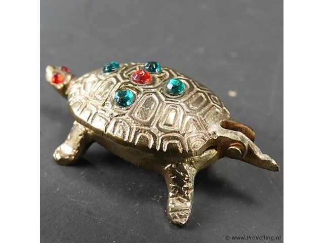 Vintage messing schildpad sieradendoosje ingelegd met gekleurde strass-steentjes. - afbeelding 4 van  5
