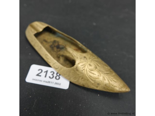 Vintage messing schoen als wierookbrander - afbeelding 1 van  5