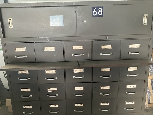 Vintage metalen kast - afbeelding 2 van  3