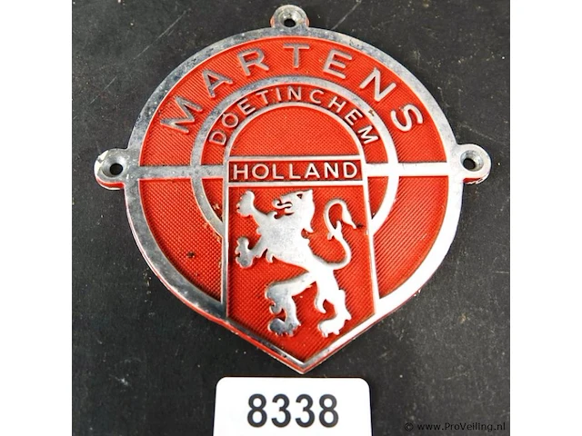 Vintage metalen kluisplaat of logo-embleem van de nederlandse kluizen- en metaalwarenfabrikant martens uit doetinchem - afbeelding 1 van  4