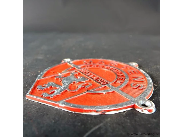 Vintage metalen kluisplaat of logo-embleem van de nederlandse kluizen- en metaalwarenfabrikant martens uit doetinchem - afbeelding 3 van  4