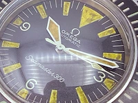 Vintage omega seamaster 300 automatisch duikhorloge - afbeelding 11 van  14