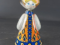 Vintage opwindbare tinnen pop uit de ussr, waarschijnlijk een souvenir van de olympische spelen in moskou in 1980 - afbeelding 1 van  5