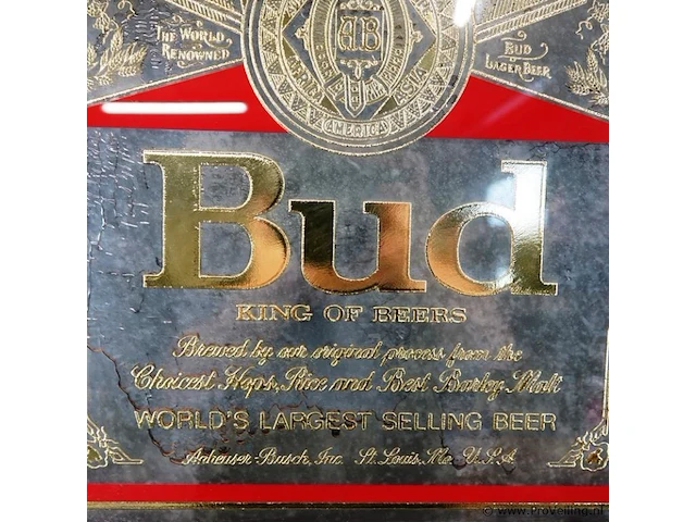 Vintage reclame van het amerikaanse biermerk budweiser (bud - king of beers), gevat in een houten lijst - afbeelding 4 van  8