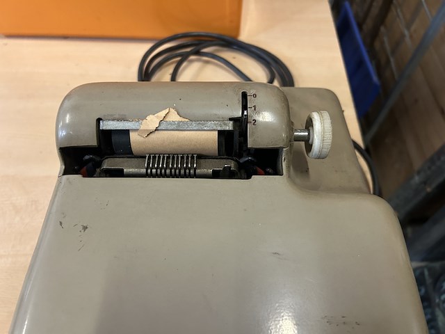 Vintage rekenmachine nisa - afbeelding 4 van  5
