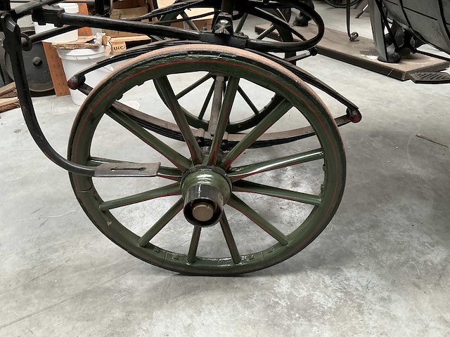 Vintage rijtuig - afbeelding 8 van  9