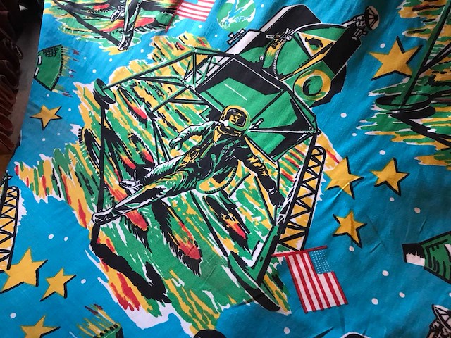 Vintage rol ruimtevaartstof uit 1969 (4x) - afbeelding 2 van  2