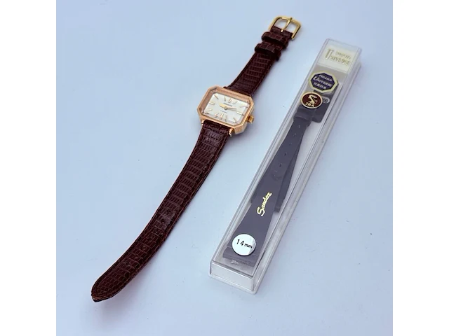 Vintage sandoz mechanisch horloge met goudkeurmerk - afbeelding 4 van  9