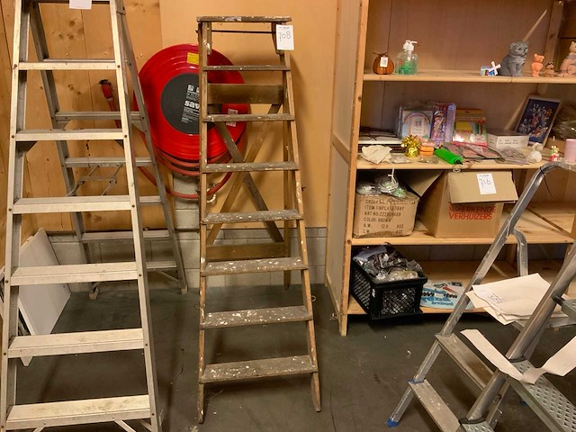 Vintage schilderstrap - afbeelding 1 van  3