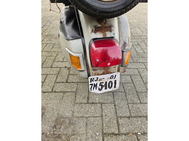 Vintage scooter bar - 250 x 66 x 105 cm - afbeelding 15 van  24