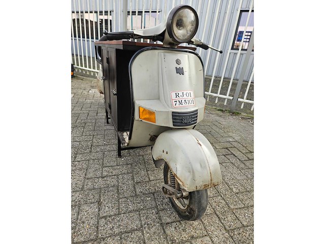 Vintage scooter bar - 250 x 66 x 105 cm - afbeelding 24 van  24