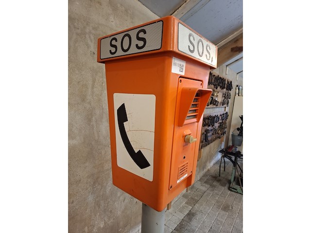 Vintage s.o.s. paal - afbeelding 2 van  11