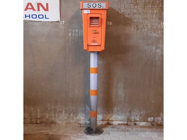 Vintage s.o.s. paal - afbeelding 1 van  11