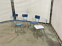 Vintage stoelen en kruk - afbeelding 1 van  6