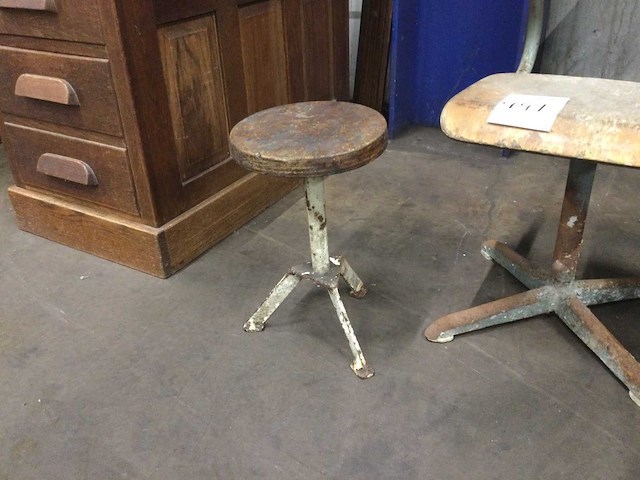 Vintage stoeltjes (3x) - afbeelding 3 van  5