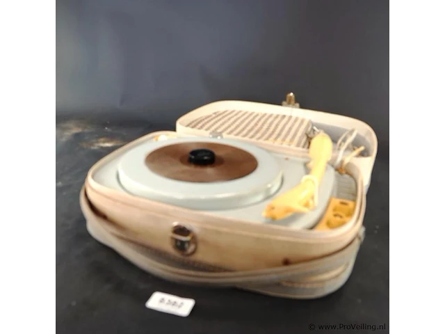 Vintage supraphon ge080 draagbare kofferplatenspeler uit tsjechoslowakije, geproduceerd rond 1960 door tesla/supraphon (niet getest) - afbeelding 2 van  8