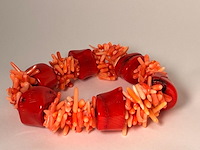 Vintage taiwanese bloedkoraal armband - afbeelding 1 van  3