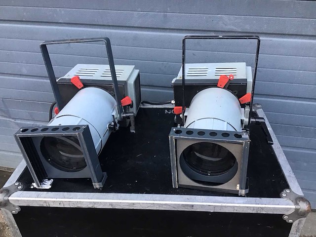 Vintage theaterverlichting - afbeelding 1 van  4
