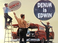 Vintage tinnen reclamebord van het merk edwin met een opvallende rode stationwagen en de tekst "denim is edwin" - afbeelding 3 van  5