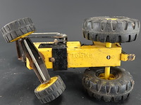 Vintage tonka xmb-975 tractor met voorlader - afbeelding 5 van  5
